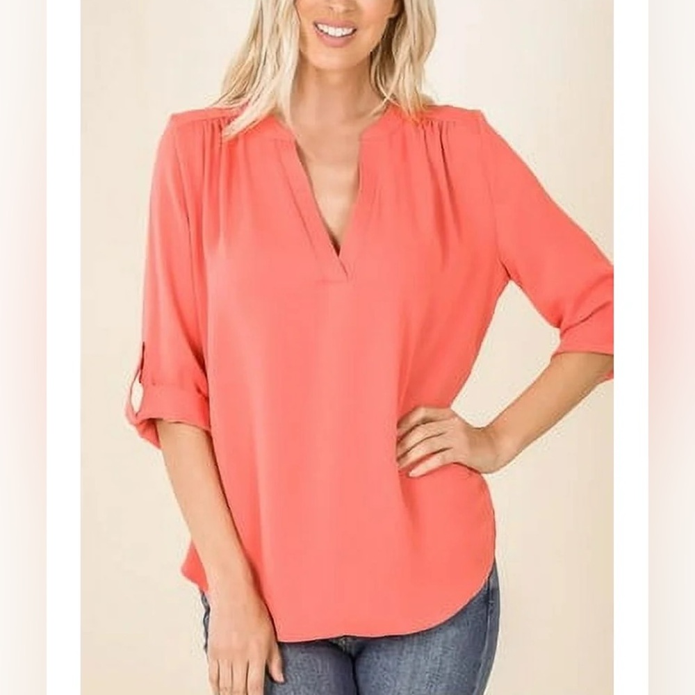💚 3/$15 Red Relaxed Cuffed Sleeve Blouse - Picture 6 of 6